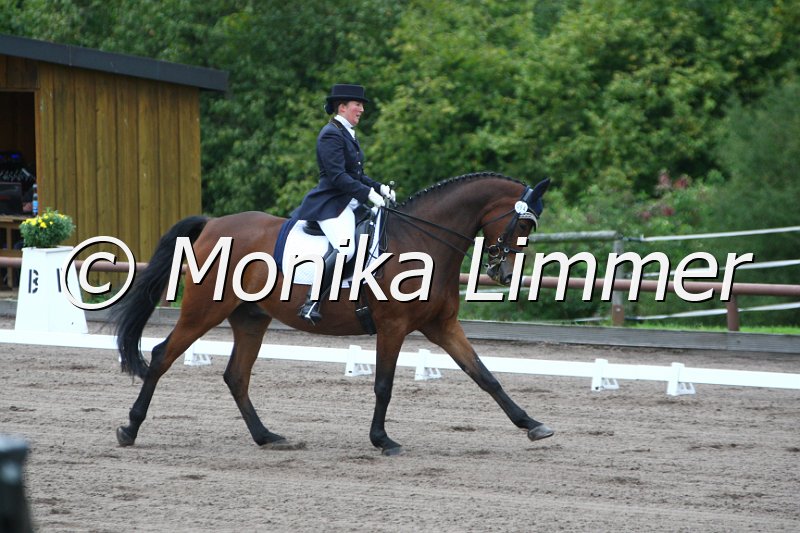 009M7176_Mon Dieu_Dressur M.JPG